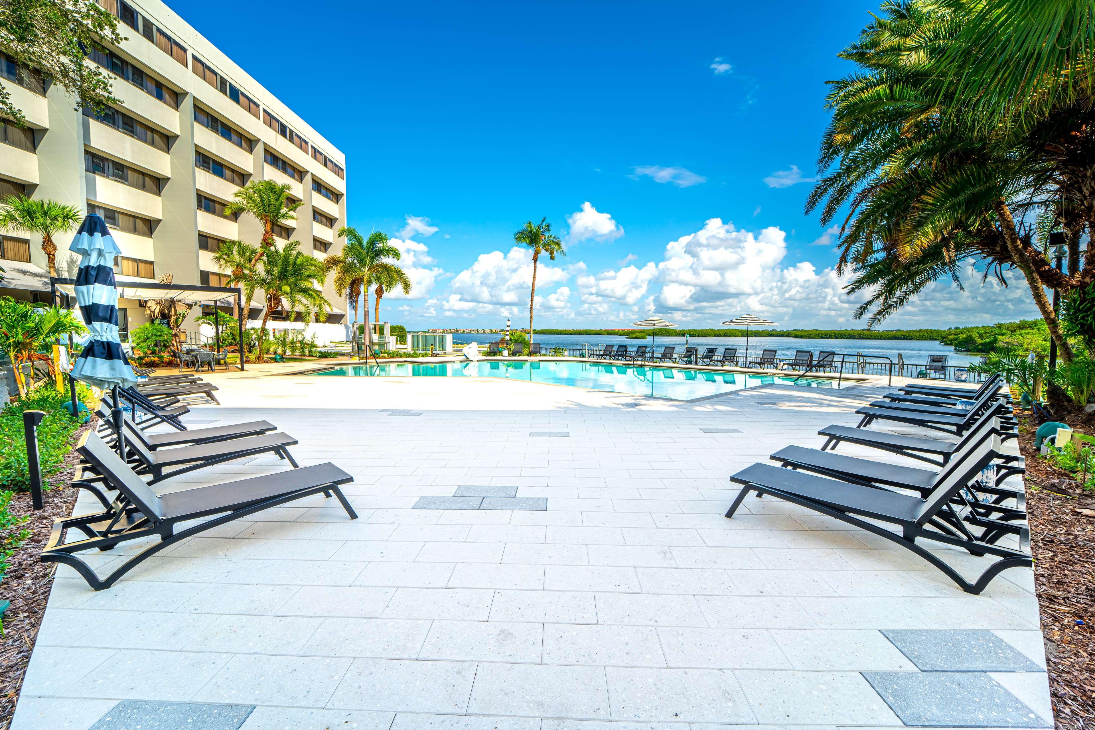 Hotel Doubletree By Hilton Tampa Rocky Point Waterfront Exteriér fotografie